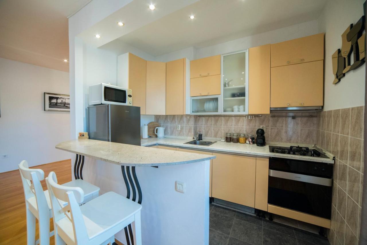Octogon Apartment Загреб Екстериор снимка