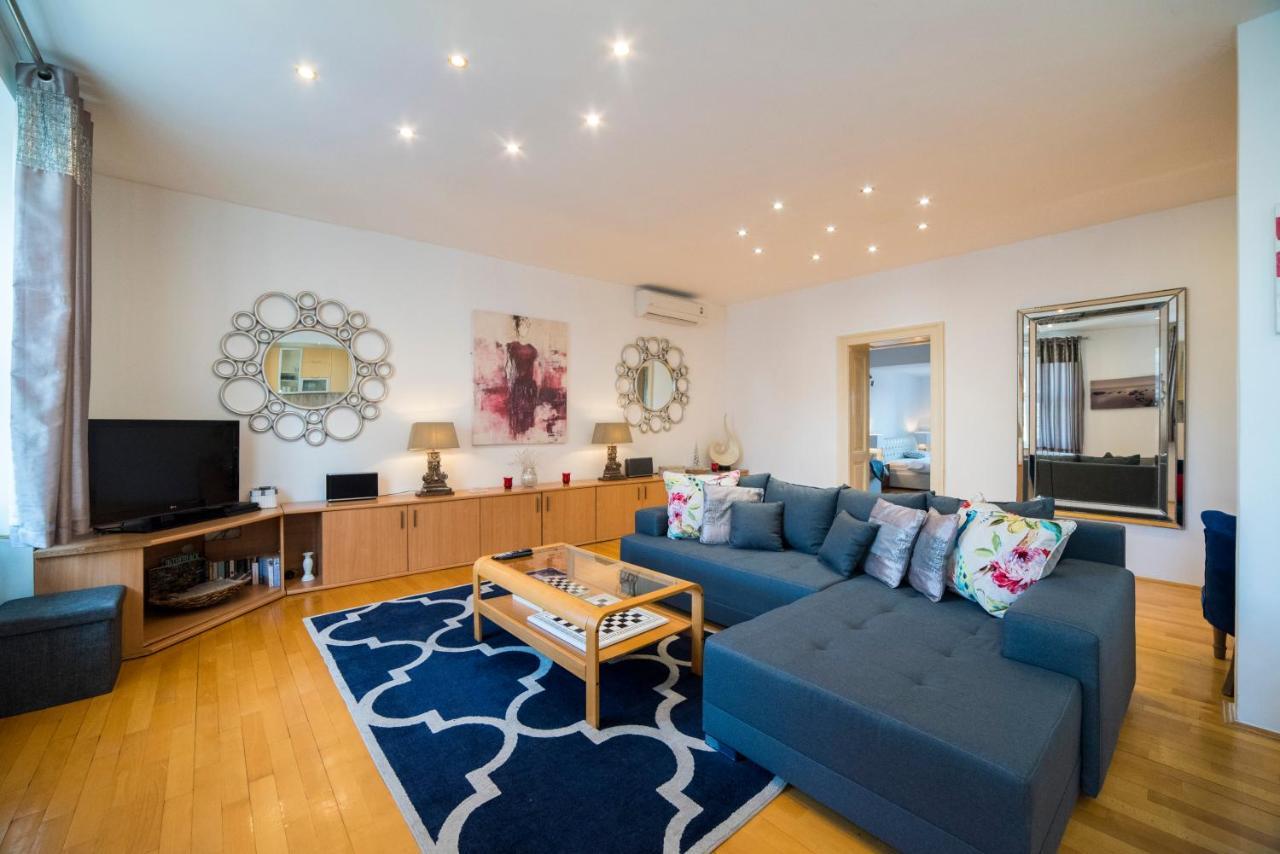 Octogon Apartment Загреб Екстериор снимка