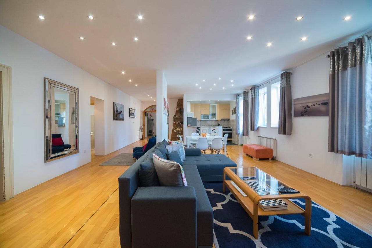 Octogon Apartment Загреб Екстериор снимка